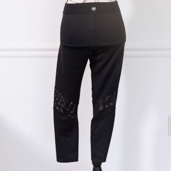 💖 2/$30 Forever 21 Womens black mesh cropped workout Athleisure leggings M - Picture 4 of 5